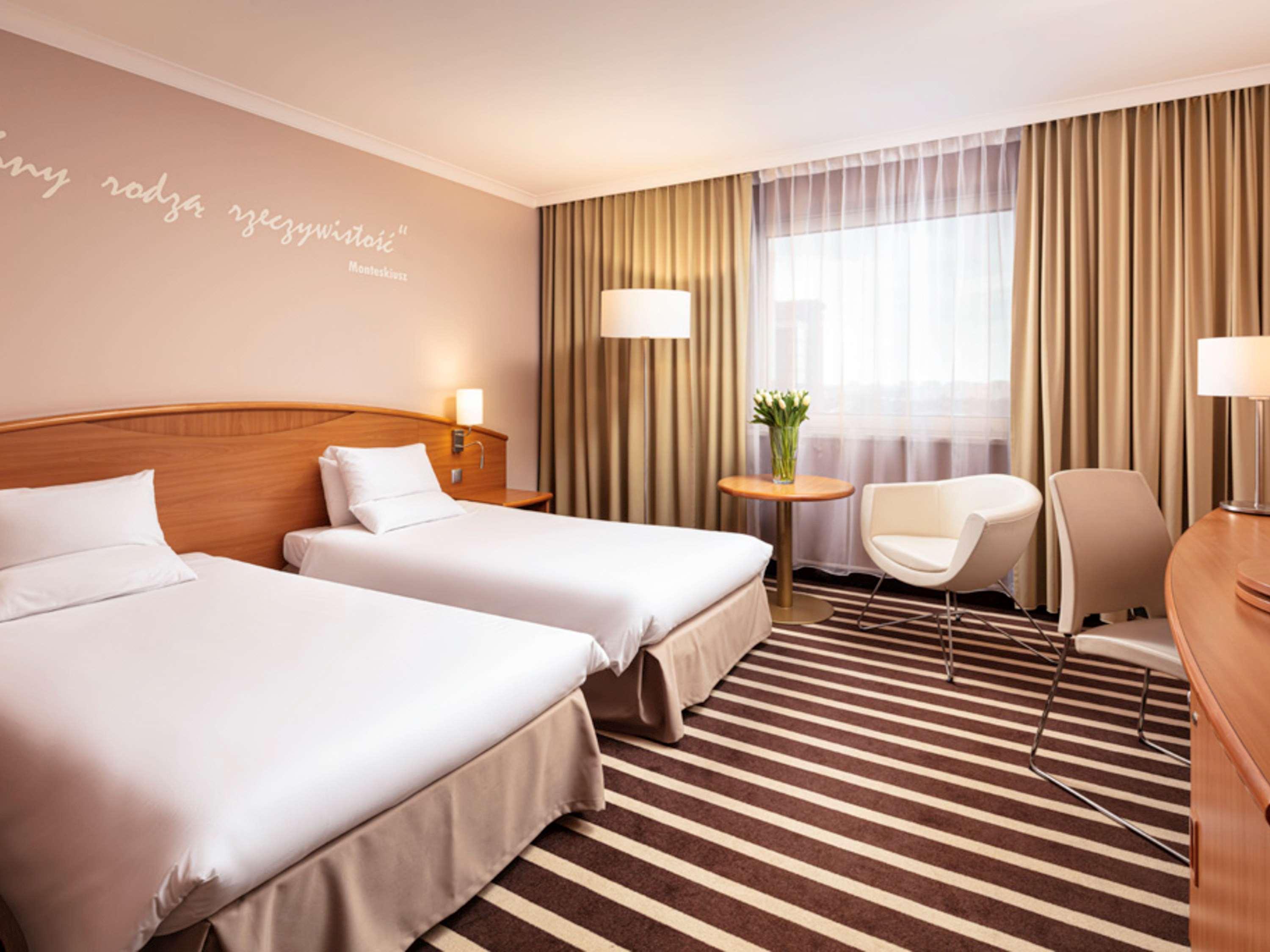 Novotel Poznan Centrum Exterior photo